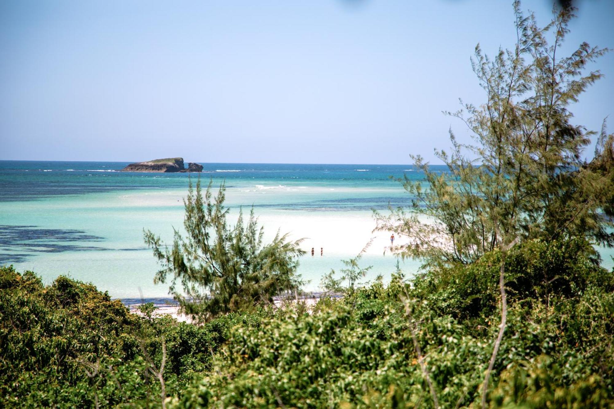 Watamu Beach Cottages B&B Екстер'єр фото