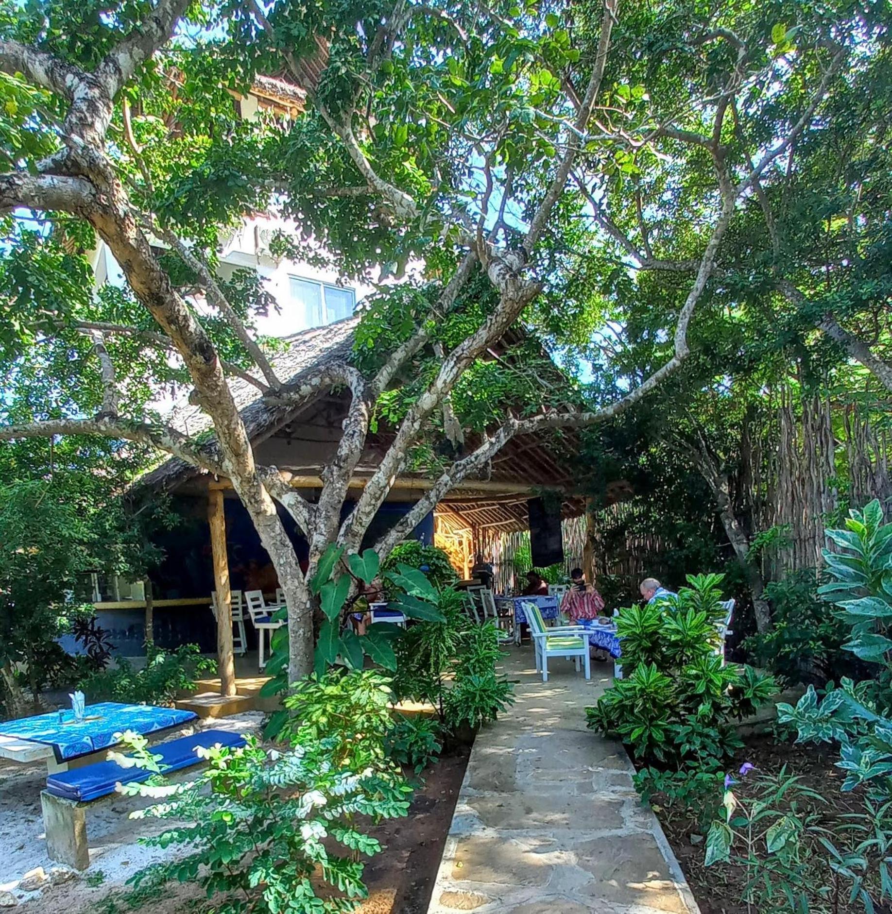Watamu Beach Cottages B&B Екстер'єр фото